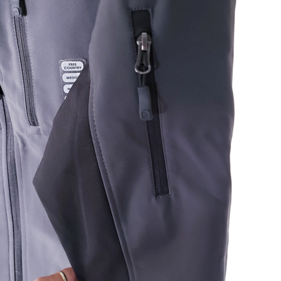 Free Country Mens Soft Shell Grey/Black Jacket Size Medium NWT - Picture 3 of 16